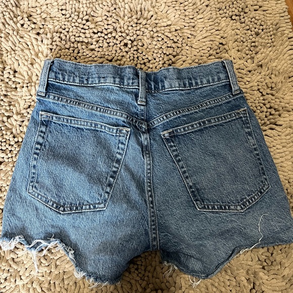 Distressed high waist shorts - Picture 3 of 3